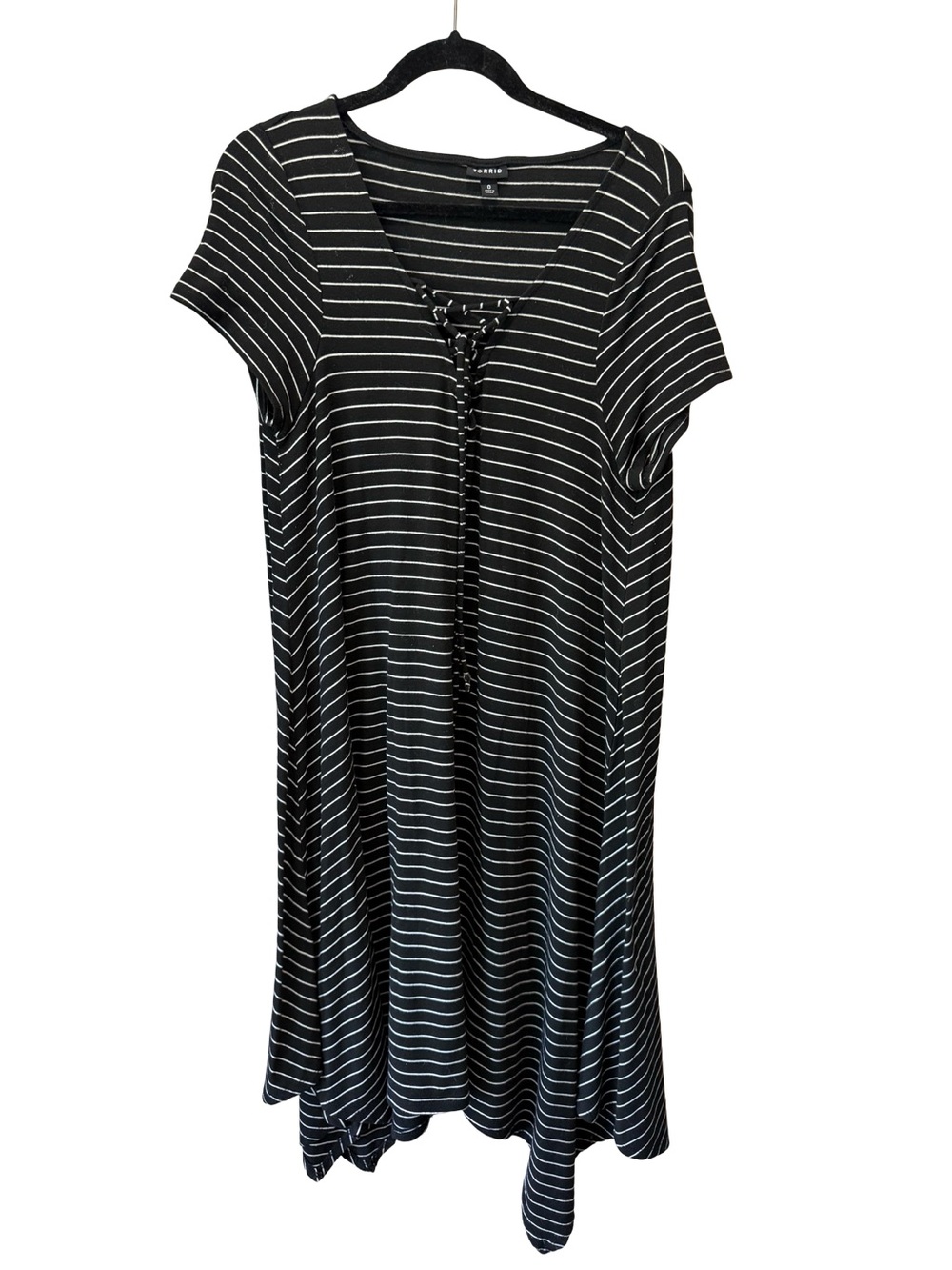 Torrid Short Sleeve Black With White Strip Asymmetrical Hem Dress